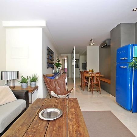 Blue Fridge Apartmen - Blue Fridge Apartmen - Ideal For Couples, Near Beach And Well Connected Apartment Vilassar De Mar Ngoại thất bức ảnh